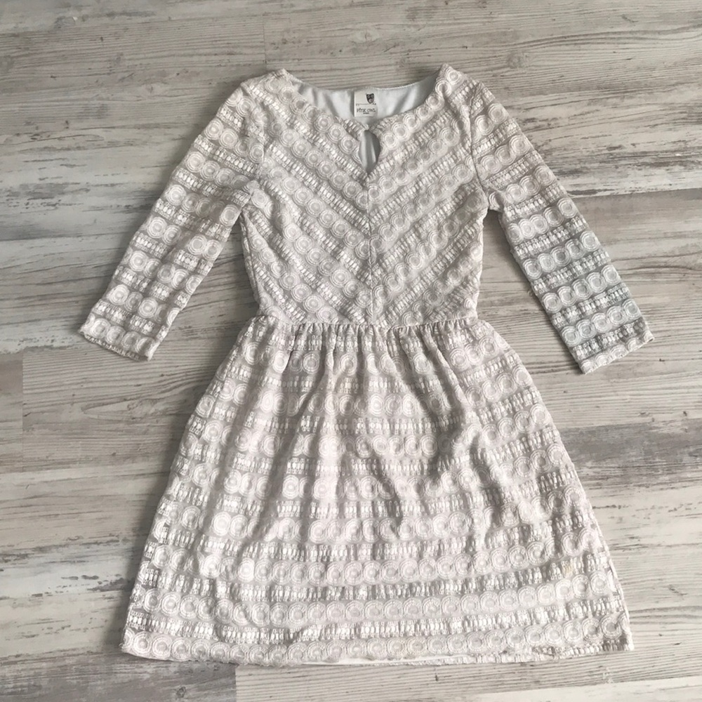 Mid-Sleeve Dress